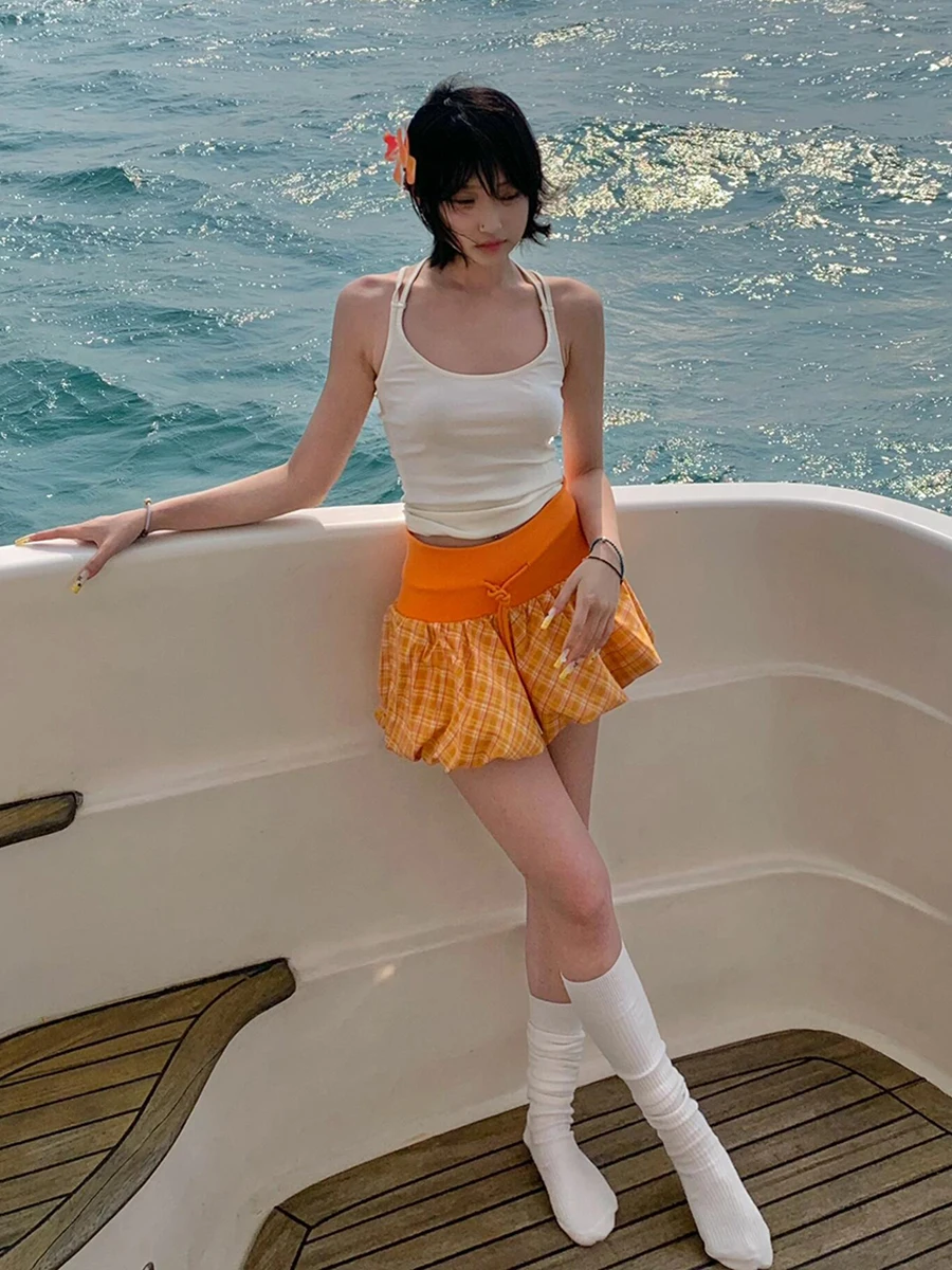 REDDACHiC Star Racerback Top Bubble Rok Vrouwen Set Y2k Gebreid Hemdje Elastische Taille Voering Mini Geruite Rok Zomer Dagelijkse Slijtage