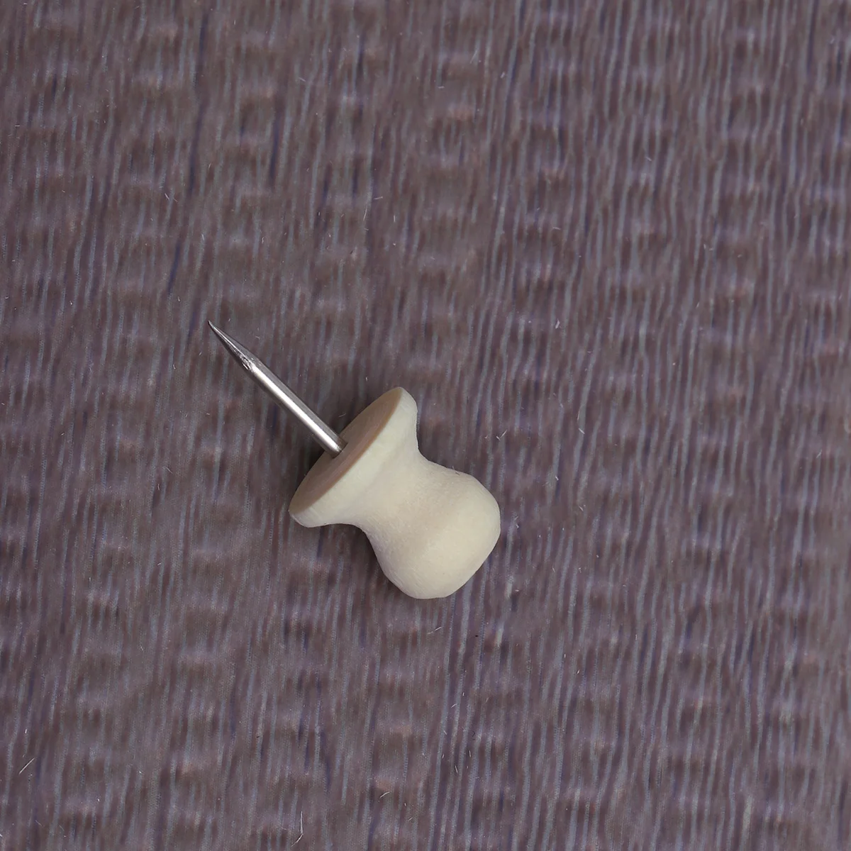 100 قطعة دبوس دفع الخشب الإبهام للمنزل مكتب المدرسة تثبيت ورقة صور خريطة عرض مسامير الحائط الخشبية دبوس الخشب