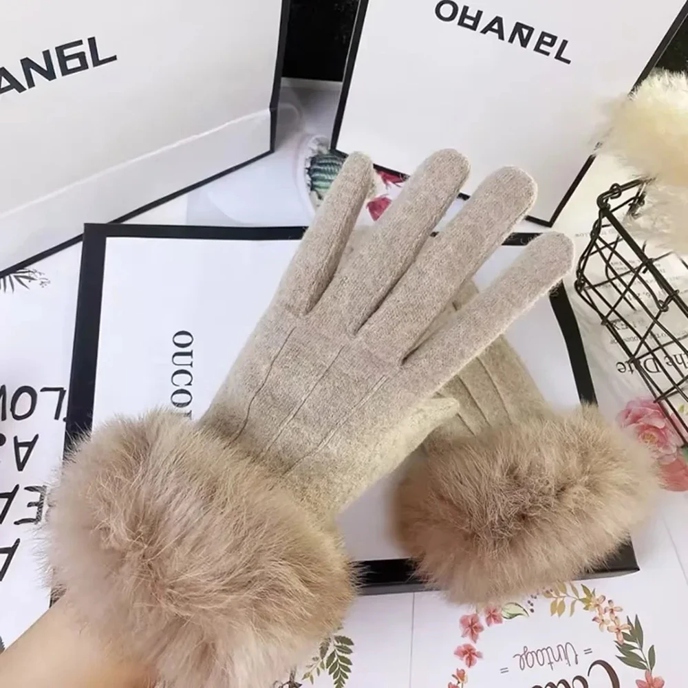 Nuevos guantes gruesos de felpa cálidos para exteriores de invierno para mujer con pantalla táctil elegantes guantes de boca peluda a rayas verticales elegantes guantes elásticos