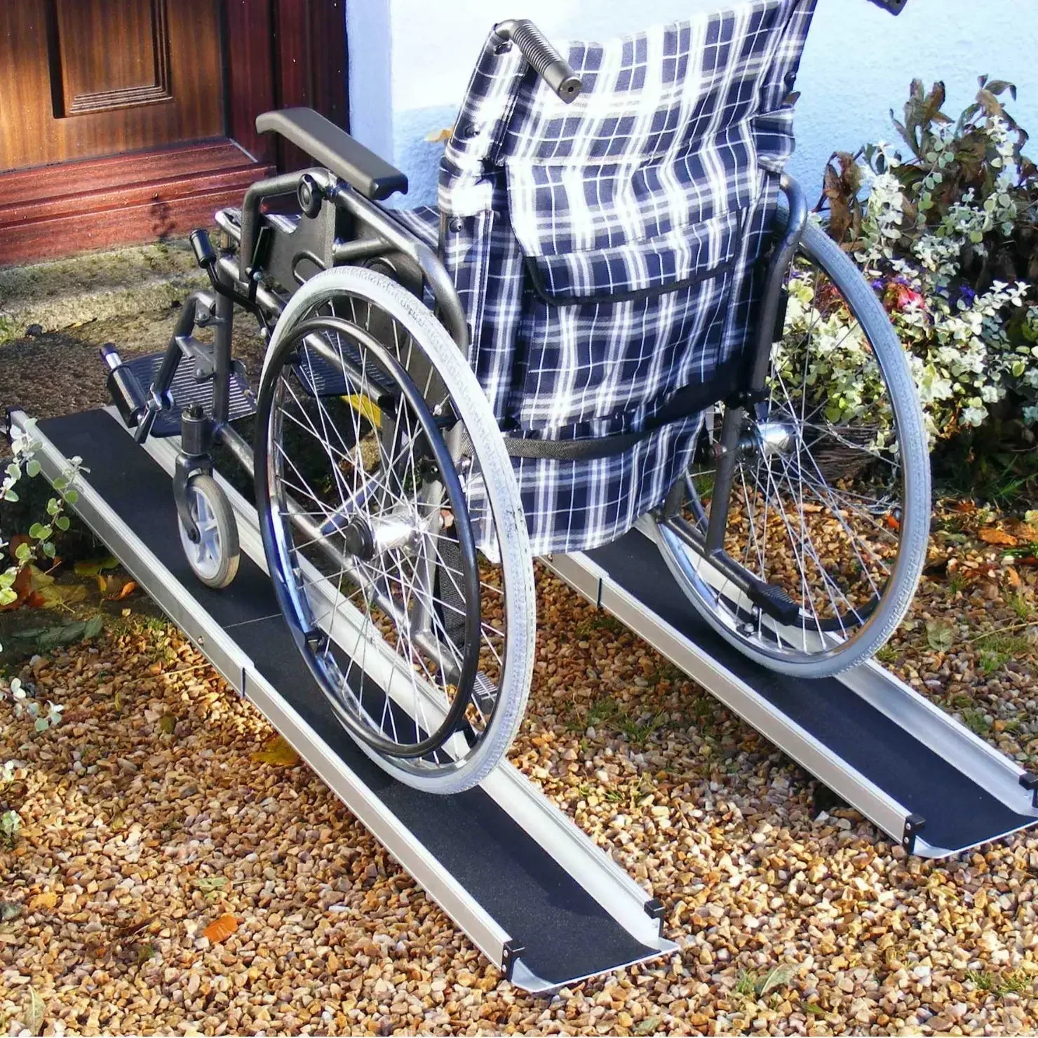 Portable aluminum alloy ramp assist wheelchai ramp pad climbing board extendable aluminum ramp