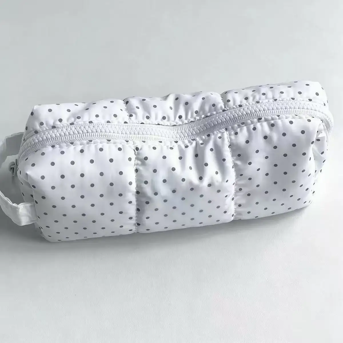 Bolsa de lápices de mano con diseño de lunares, gran capacidad, estética, para estudiantes, bolsa de almacenamiento de papelería, estuche bonito para lápices para niñas, regreso a la escuela