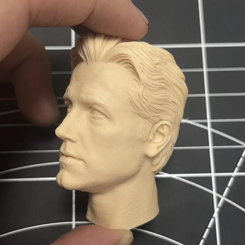 New product uncolored 1/6 die-casting resin avatar carving model kit (12 inch action doll model) DIY