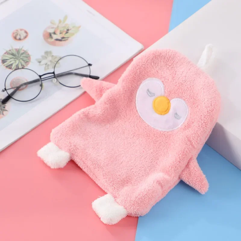 1PC Bathroom Cartoon Hand Towels Coral Velvet Cute Penguin Children Hanging Towel Thicken Absorbent Towels Soft Kids Hand Towels