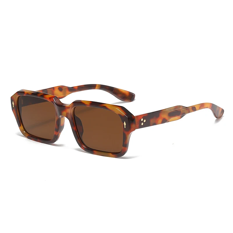 2024 New Square Sunglasses Personalized Sunscreen Ink High Quality Men's Retro Black Classic Rivet Fashion Glasses image 6