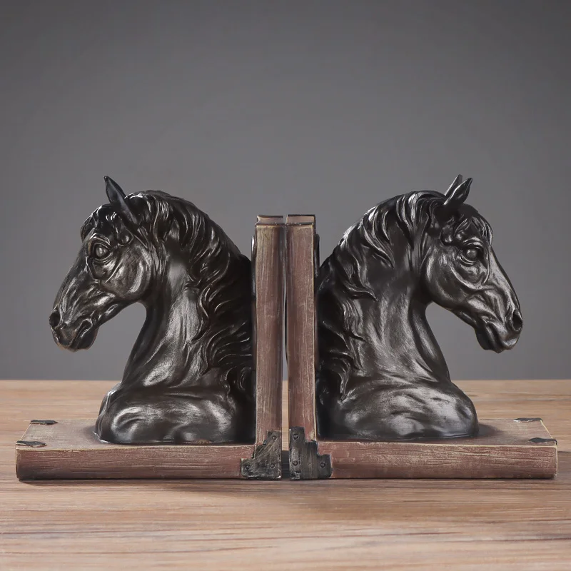 European Retro Horse Head Bookstopper（1Pcs) Resin Animal Ornament Suitable for Living Room Study Office Shelf Decor