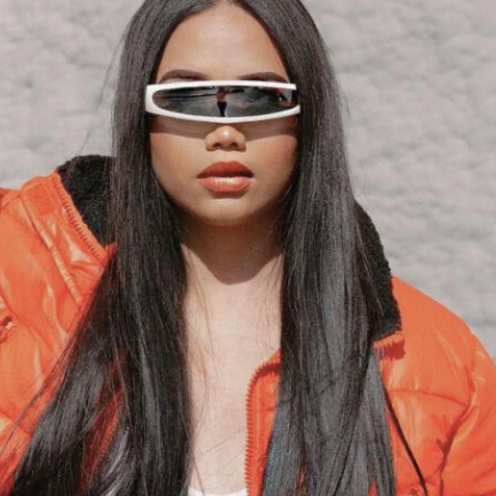 

Futuristic Narrow Cyclops Visor Sunglasses Laser Eyeglasses UV400 Personality Mirrored Lens Costume Eyewear Glasses Men Glasses