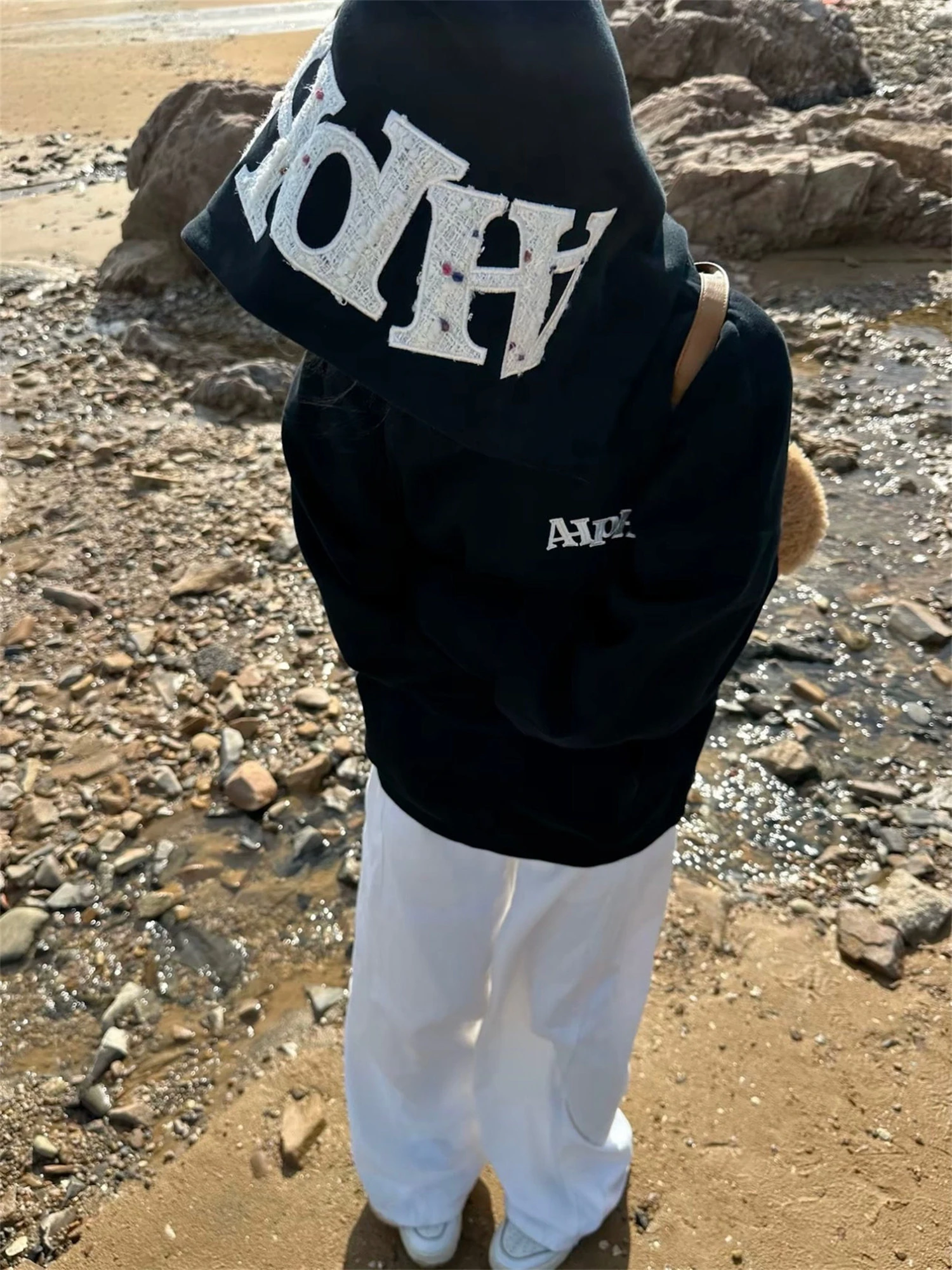 Y2K Grunge Aesthetic Big Letter On Hood Embroidered Hoodie Women Oversized Kangaroo Pocket Casual Long Sleeve Sweatshirt