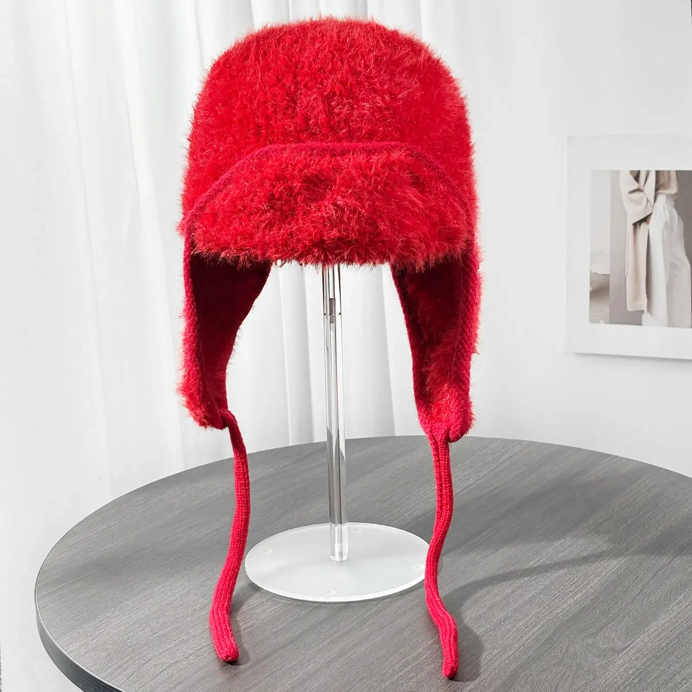 Chapéu Lei Feng de lã de inverno, cor sólida, macio, pelúcia, proteção para os ouvidos, chapéu de malha quente e resistente ao frio com cordão à prova de vento