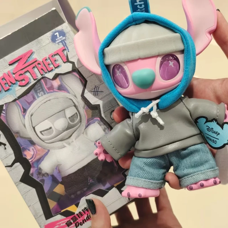 Genuino MINISO Stitch GenZ Street Collection Series Blind Box Bambola di gomma Giocattoli Decorazione pendente Ornamenti da tavolo Perimetro