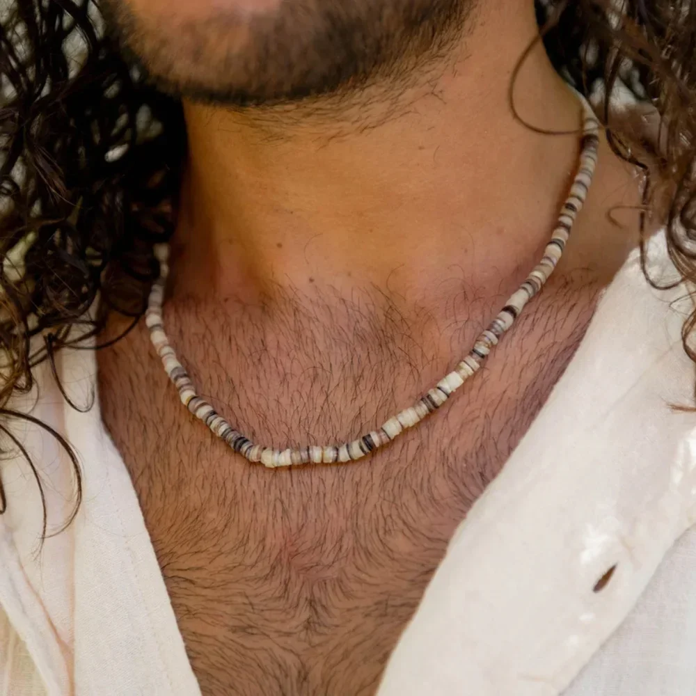 

Vintage Coconut Shell Wood Bead Splicing Necklace for Men Hip Hop All Match Stainless Steel Irregular Collarbone Chain for Men