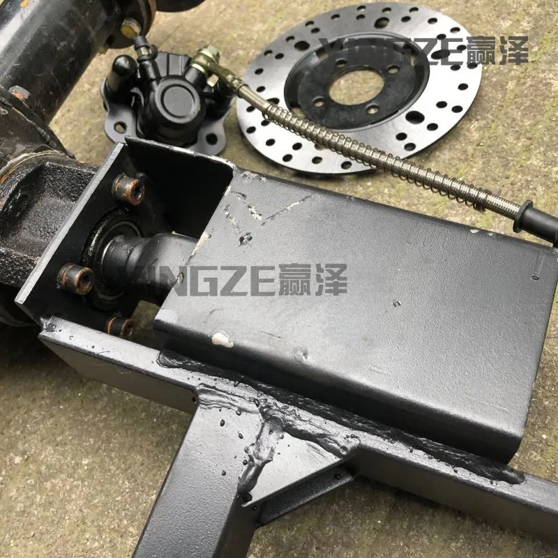 Retrofit of reverse three-wheel four-wheel motorcycle accessories, beach axle transmission differential, double disc brake