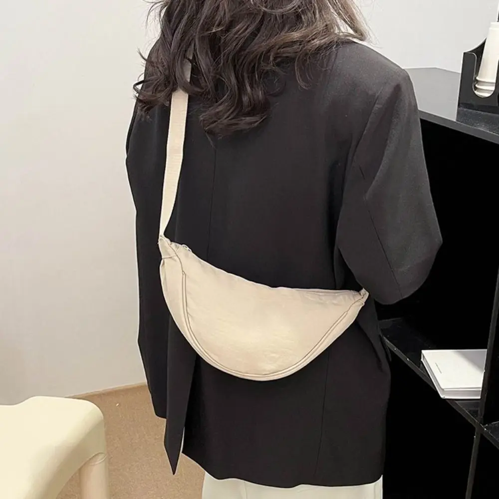 Casual Nylon Hobos Crossbody Bag Underarm Bag Korean Style Half-moon Bag Handbag Commute Single Shoulder Bags Unisex