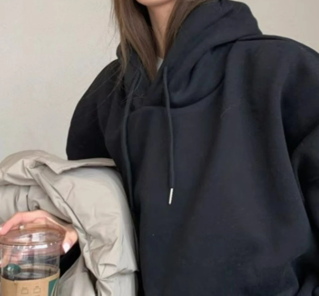 Felpa con cappuccio grigia da donna 2025 Nuovo autunno e inverno con giacca ampia pigra medio lunga con stampa di lettere in velluto