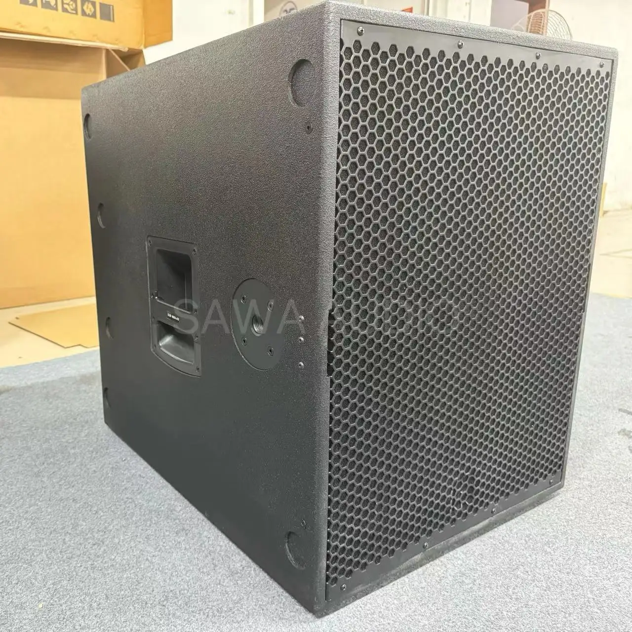 Alapréteg 8004-as Hatékony Magas légnyomású levegő Hatalmas subwoofer rcf Menő Döng 18 hüvelykes professzionális powered subwoofers