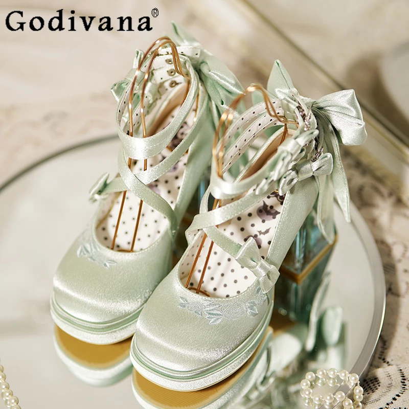 حذاء نسائي حلو بكعب عالٍ حذاء لوليتا أصلي بكعب عالٍ حذاء أنيق للسيدات للربيع والصيف بتصميم فيونكة حذاء ماري جين كوس