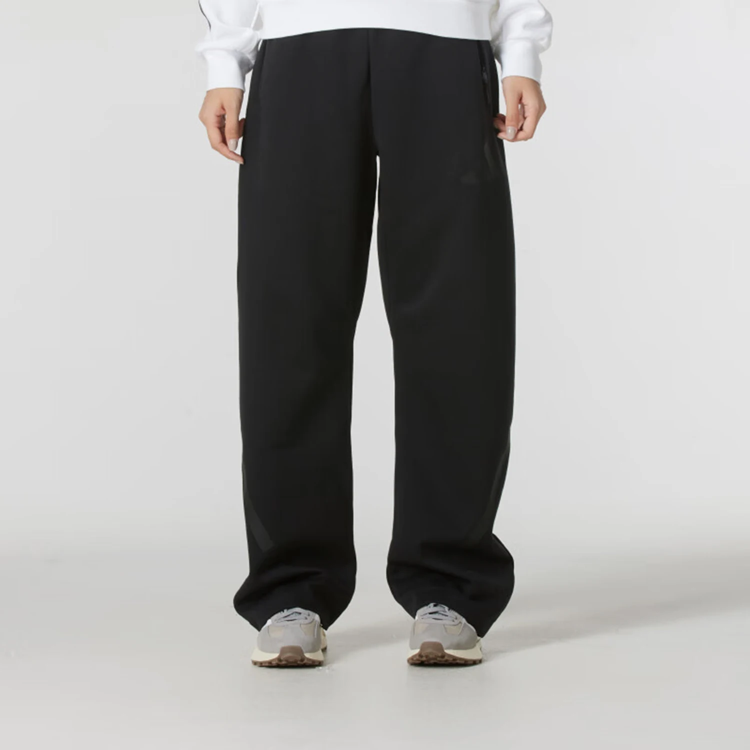 

Adidas Official Genuine New Women's Fashion Soft Loose Knit Sports Pants JE7850