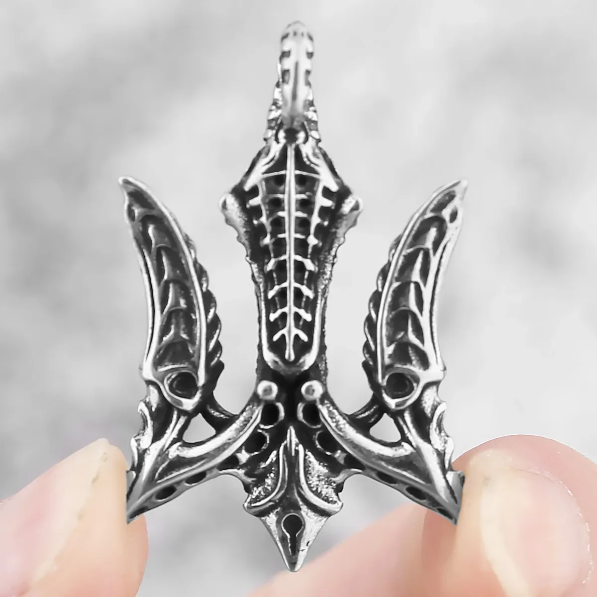 

CHUANGCHENG Viking Anchor Trident Viking Pendant Men's Fashion Versatile Stainless Steel Pendant Necklace