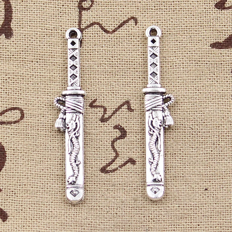 Samurai Sword em Pingentes Bainha, Antique Cor Prata, Artesanato DIY, Fazendo Descobertas, Jóias tibetanas artesanais, 44x8mm Encantos, 15Pcs
