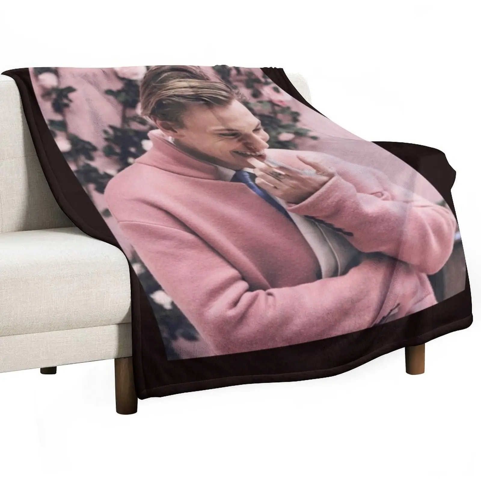 

Jamie Campbell Bower Throw Blanket Polar Quilt Furry for winter Blankets