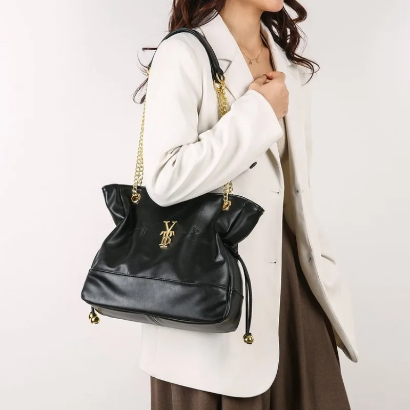 Stylish Elegant Diaper Bag Tote Baby Care Office Event Mom Exquisite Glamorous Versatile Fashionable Parenting Practical