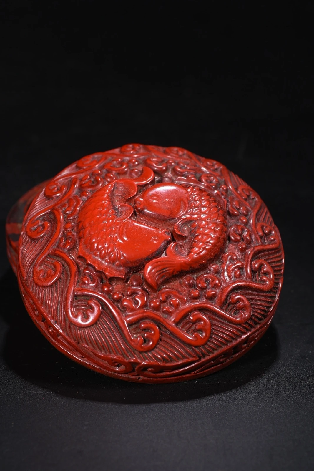 

Chinese Antique Vintage Lacquerware Exquisite Double Fish Statue storage Box Art