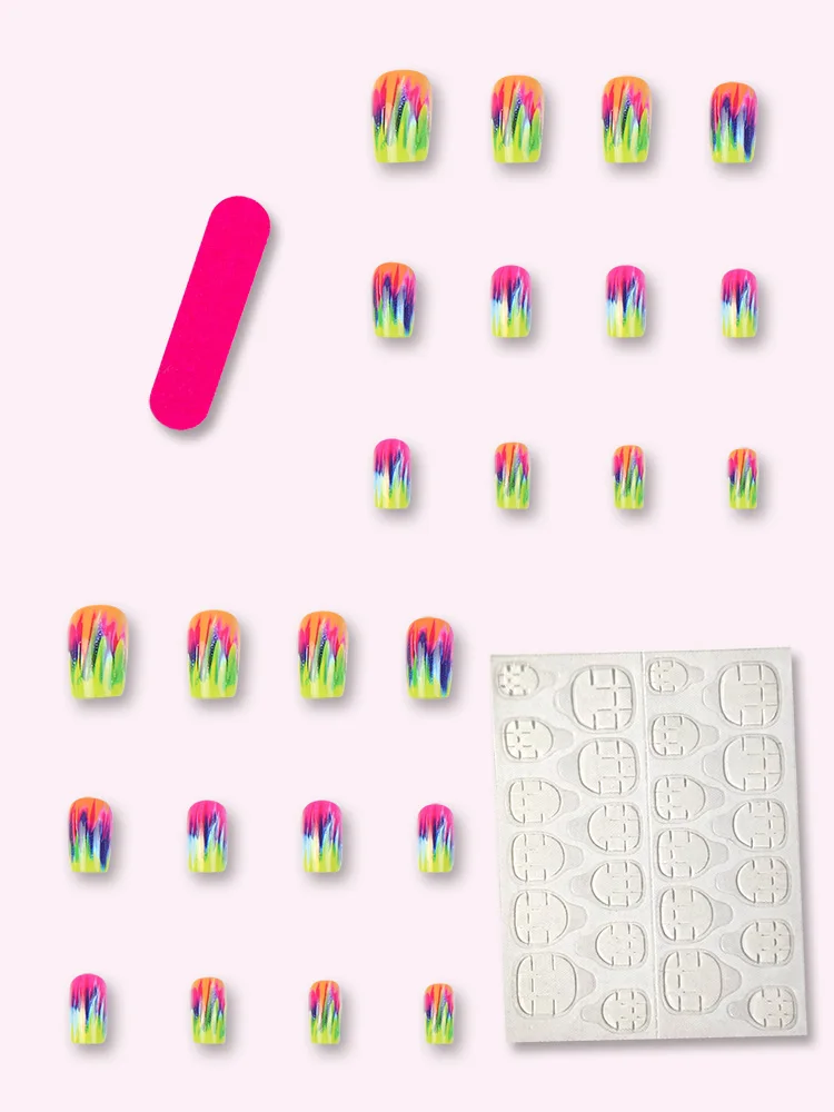 Confezione assortita di punte per unghie di colore sfumato quadrato di medie dimensioni da 24 pezzi per la decorazione di nail art