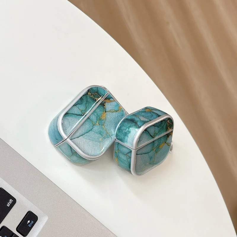 Apple AirPods 2/3に適しています。グリーンマーブル柄のイヤホンケース、シンプルで落下防止。