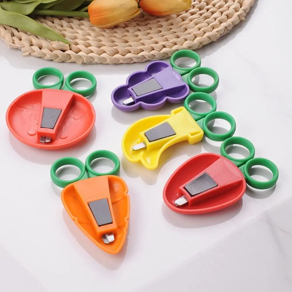 4Pcs Magnetic Cartoon Fruit Scissors Children's Grape Mini Pocket Scissors Refrigerator Sticker Creative Paper Cutter Stationery