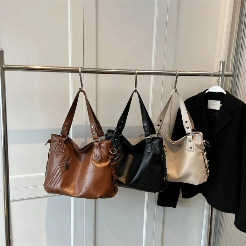 

Stylish Luxury Minimalist Vintage Messenger Purse Shopper Bag Solid Color For Casual Business Leisure Women