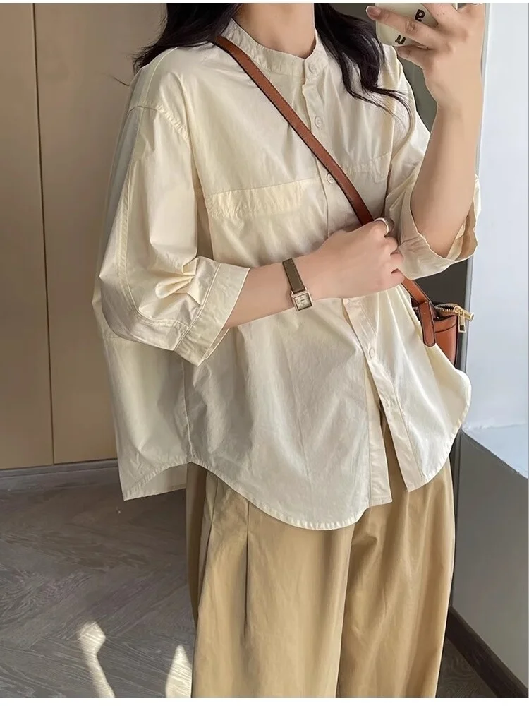 

Chic Short Sleeve Casual Shirt Women's Summer Loose Design Anti-Aging Sunscreen Top Fashionable round Neck Button Closure