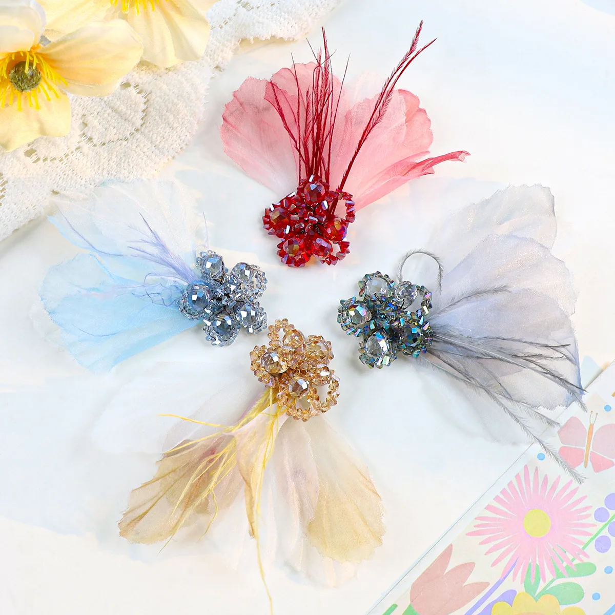 

Новые броши с кристаллами в виде цветов для женщин, модные аппликации из ткани, элегантные декоративные украшения, аксессуары для одежды.