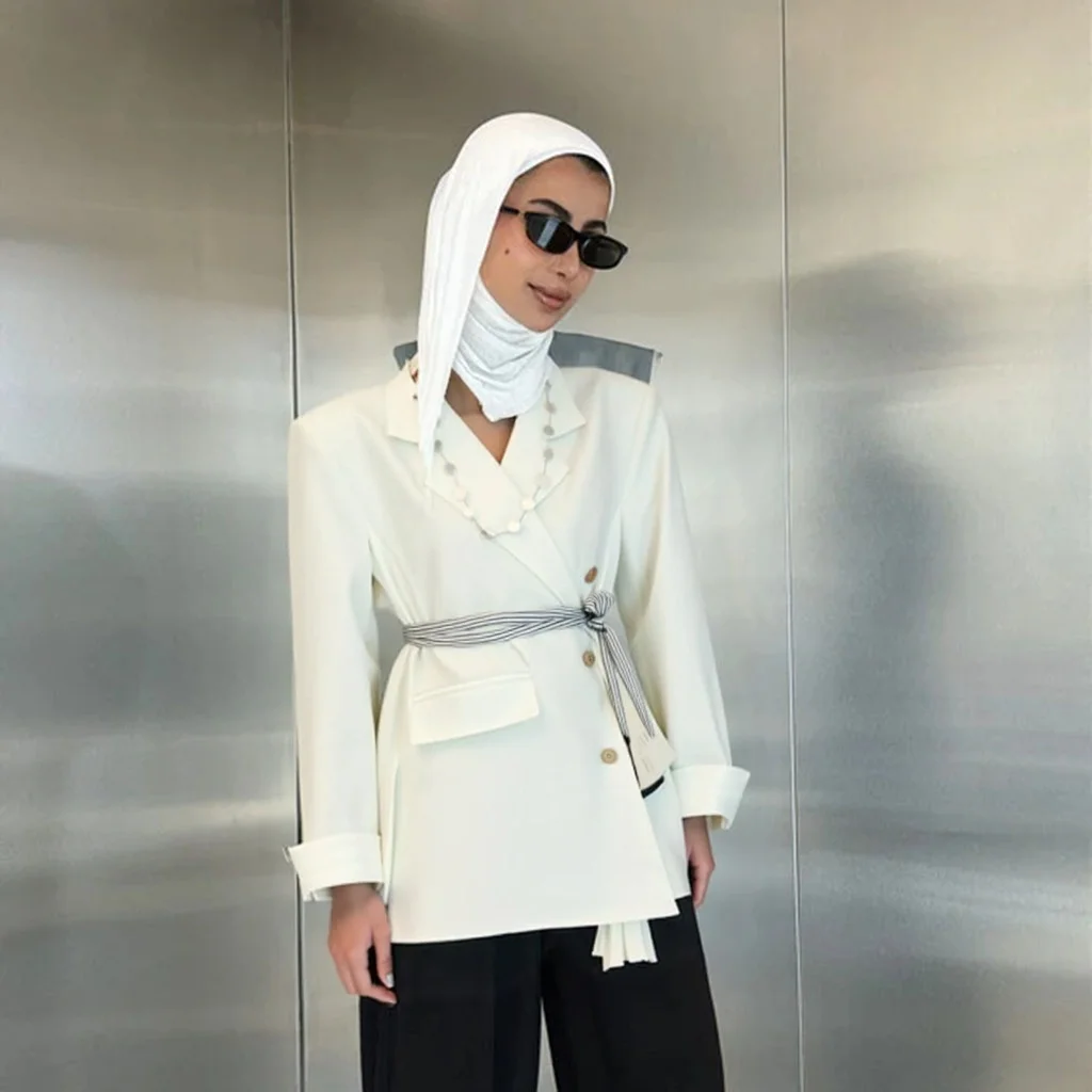 

VTKW Woman's Blazer Collarless Single-button Solid-colored Placket Design 2025 Spring New Style Simple High-quality Suit Jacket