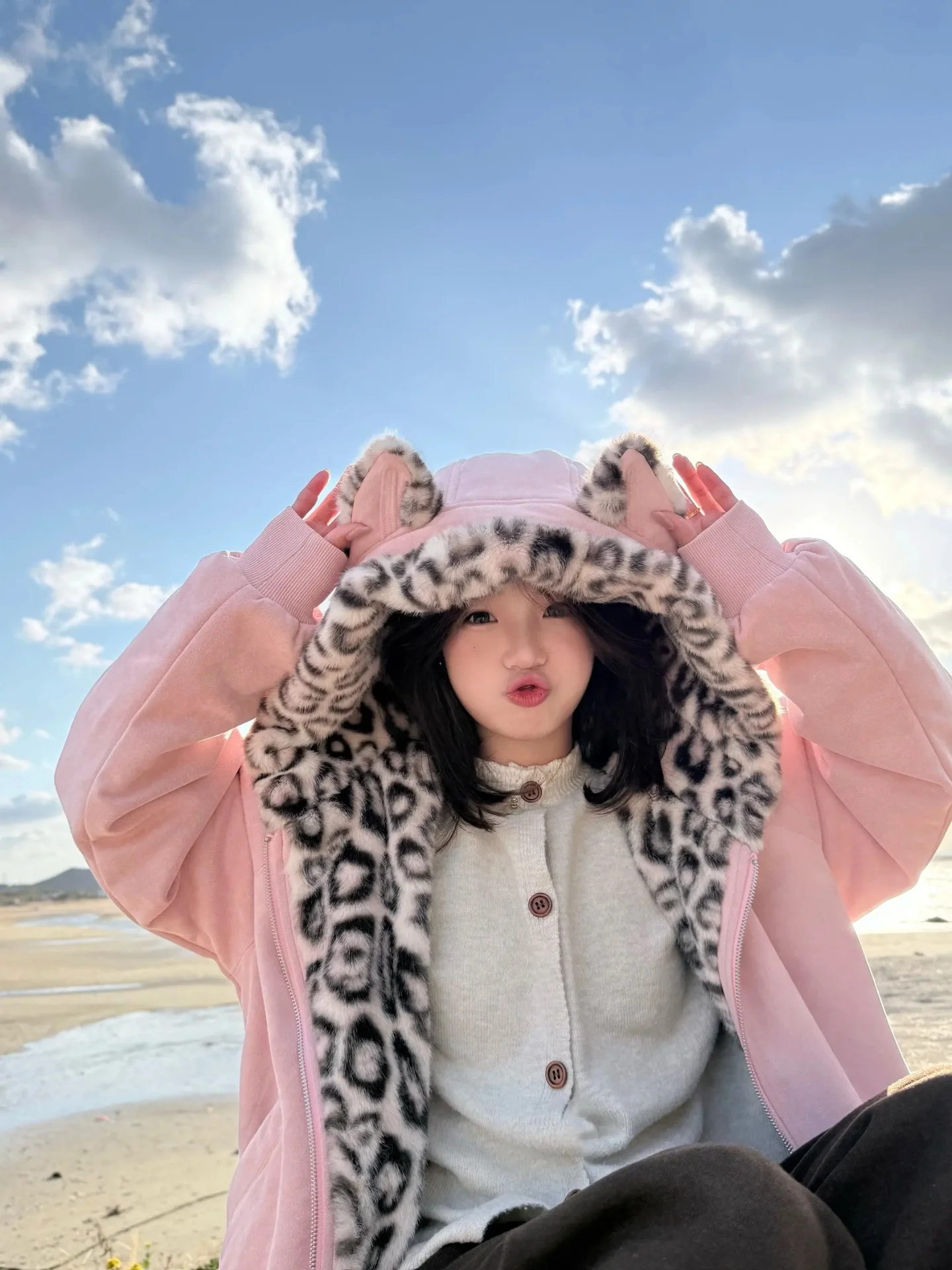 

Очаровательная зимняя хлопковая куртка Thiened Fce для пар, розовый леопардовый принт с манжетами в виде кроличьих ушек, молодежная мода