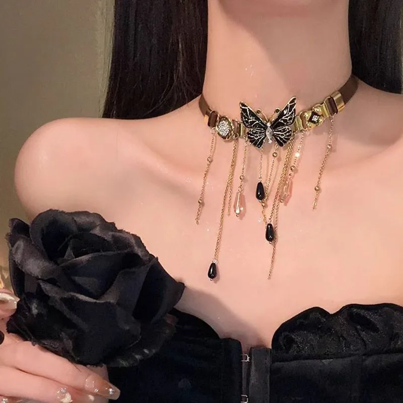 Butterfly tassel leather necklace, women's light and luxurious unique design, versatile collar, collar chain, student style