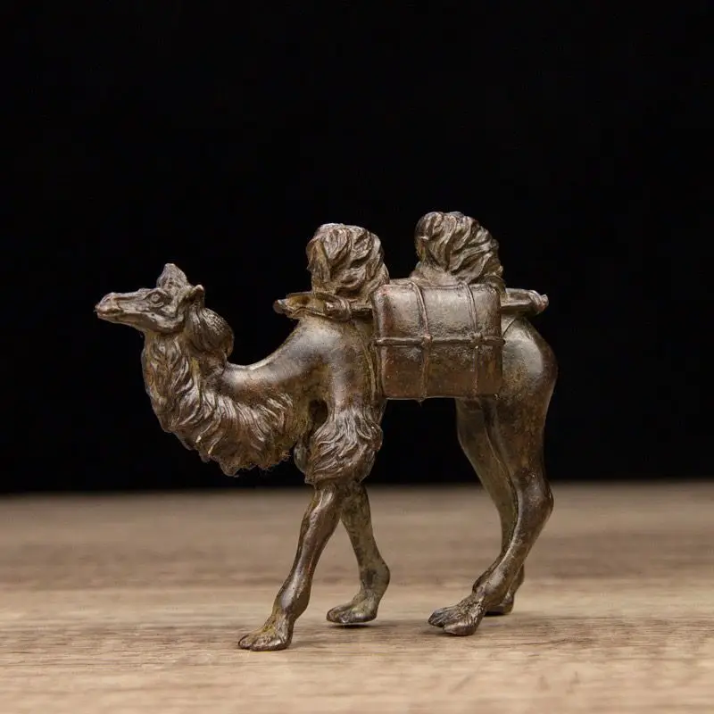 Bronze Desert Camel Figurine Desktop Retro Decoration Sculpture Simulation Metal Camel Model Doll Wild Animal Statue Toy Gift