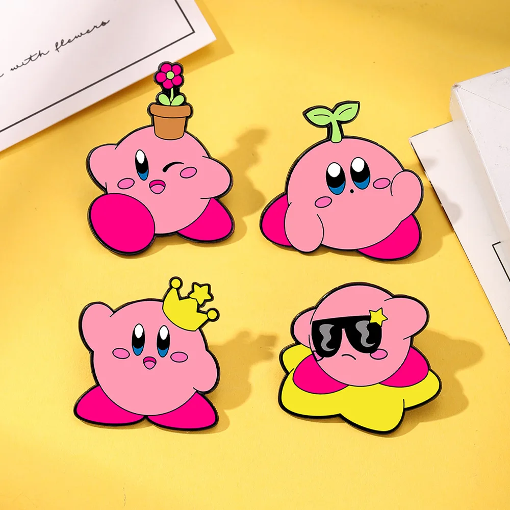 4/5/9 Stück Lustige Kirby Pink Emaille-Pins, Niedliche Metall-Magie-Anime-Broschen, Charakter-Anstecknadeln, Geschenke für Freunde – Detail 5