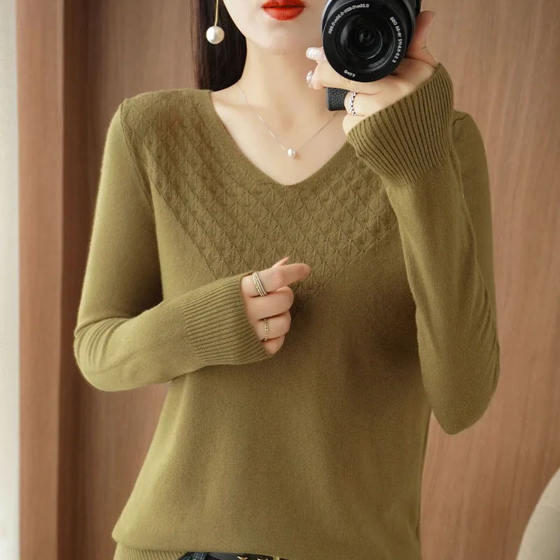 Women Pure Wool Blend Knit Sweater Autumn Winter V-Neck Diamond Grid Pullover Solid Bottoming Casual Top Cashmere Female Sweater