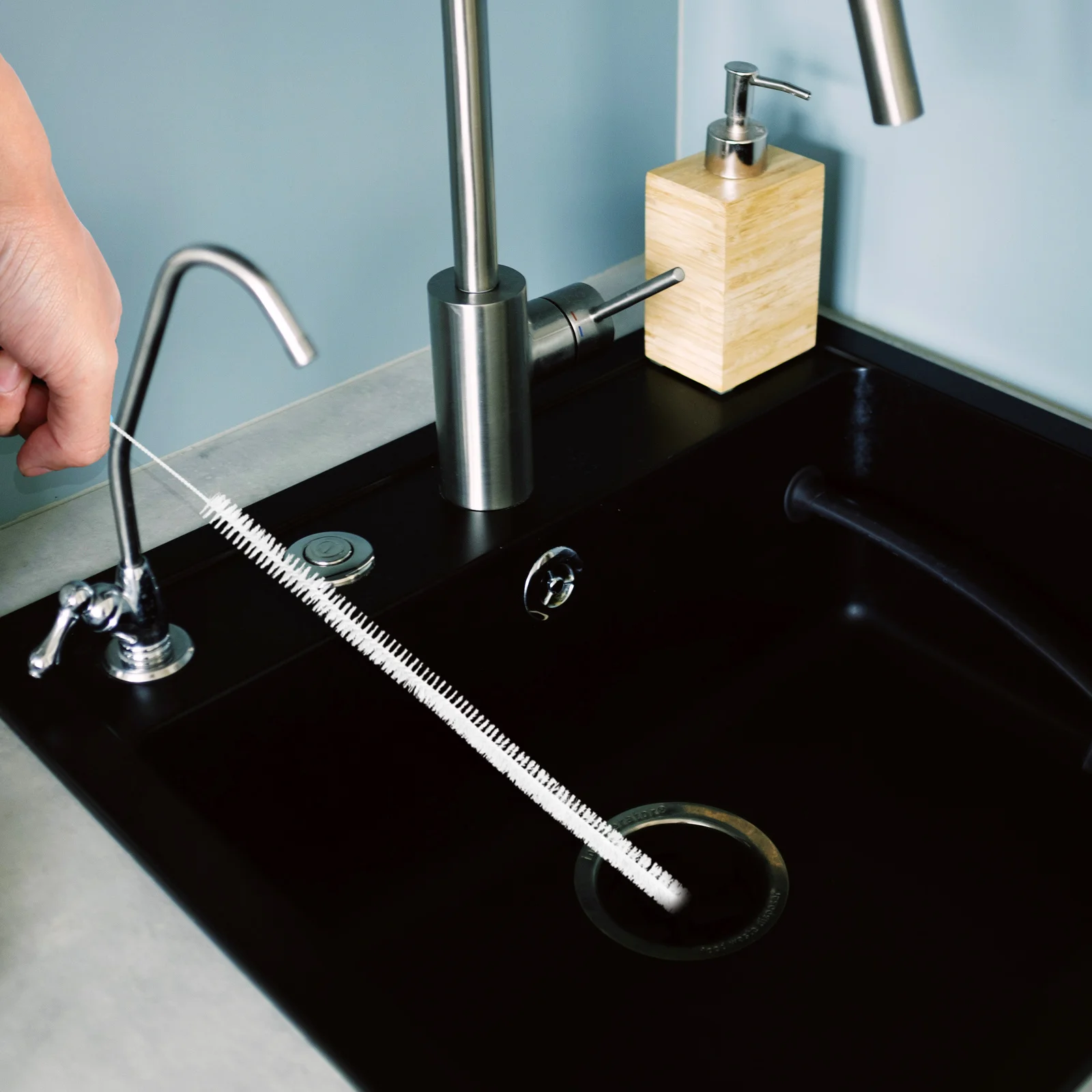 

5Pcs Sewer Cleaning Brush Drain Tool Long Easy Grip Strips for Bathroom Kitchen Sink Tub Clog Removal Drain Cleaning Tool