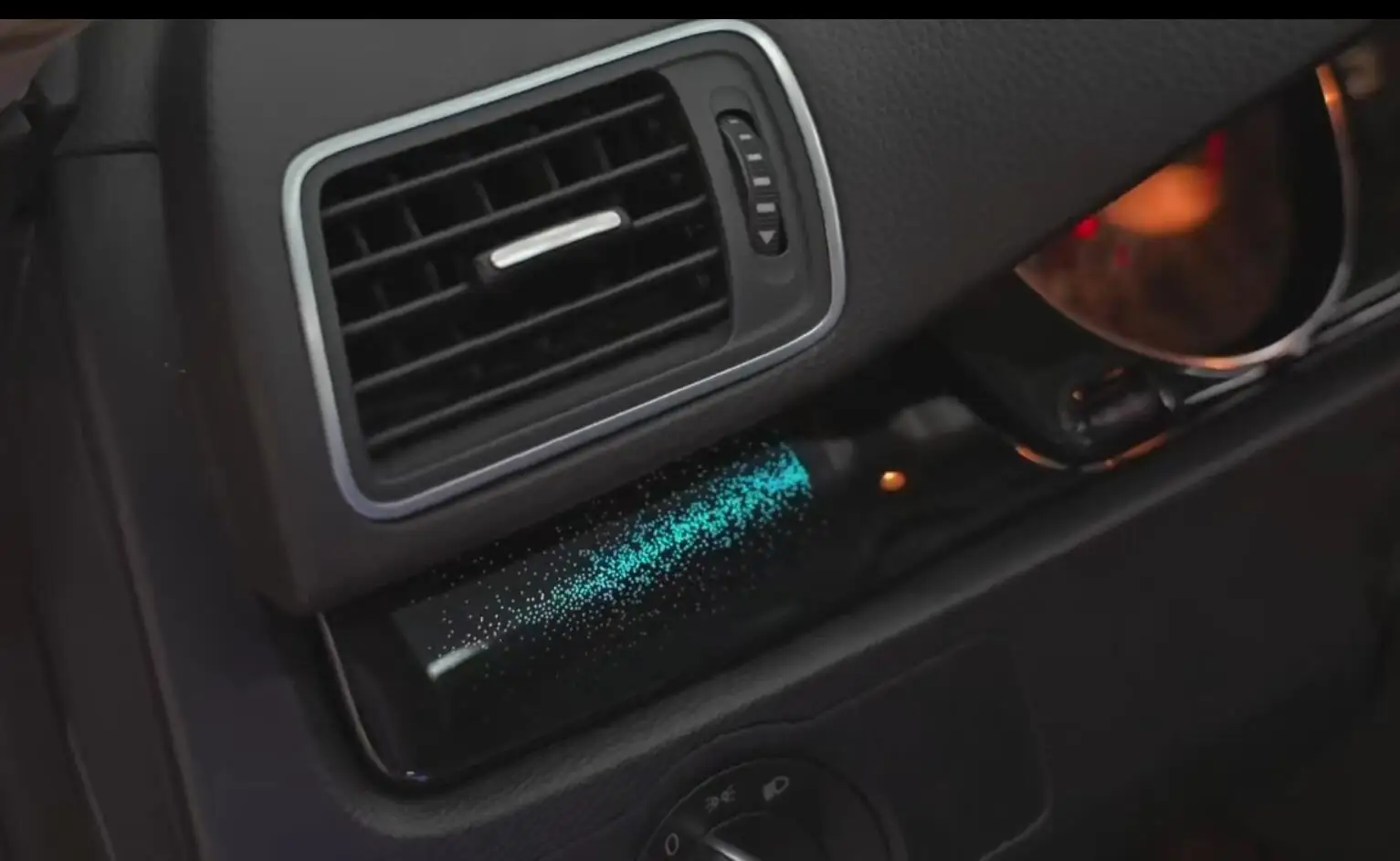 

Color Dynamic Ambient Light for Volkswagen Passat B7 Maiteng Indoor Light Emitting Diode Lighting Upgrade Accessories