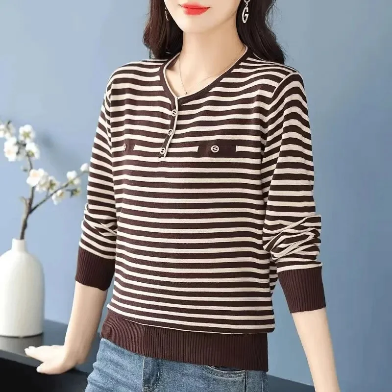 Women Thin Knitted Sweater Pullover Spring Autumn Large Size Fashion Stripes Sweater Coat Female Mother All-Match Knit Jumper