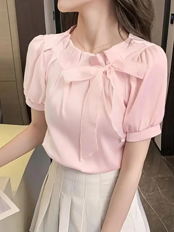camisa-de-chiffon-elegante-com-no-e-manga-curta-design-feminino-de-verao-sensacao-para-um-publico-seleto-mascara-protetora-solar-para-o-rosto