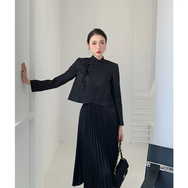 Women's Wear Top New Chinese Style Vintage Style Long-sleeved Half-open Collar Top Design Feeling Loose Pleated Skirt Two-piece