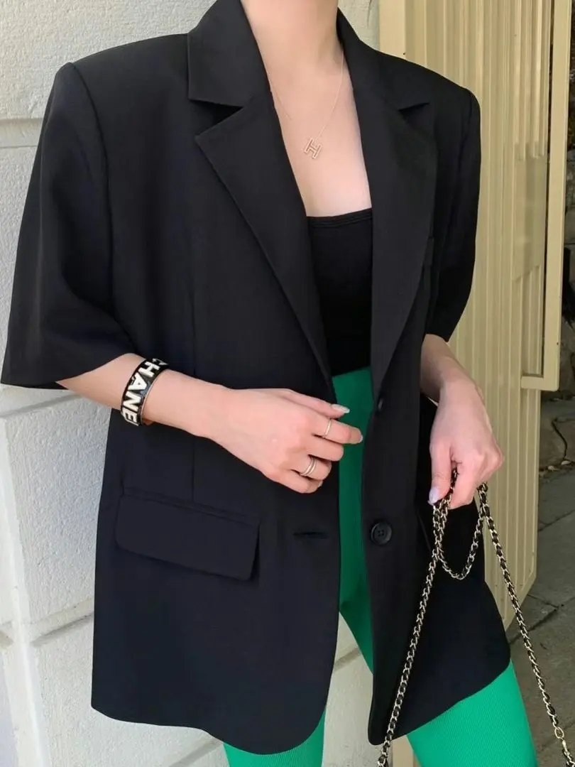 

Loose Short Sleeve Suit Jacket Women's Fashionable Casual Style Thin Material Back Split Design Breathable Single Button Closure