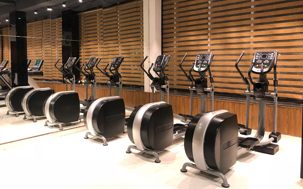 

Electric Elliptical Trainer Gym Equipment