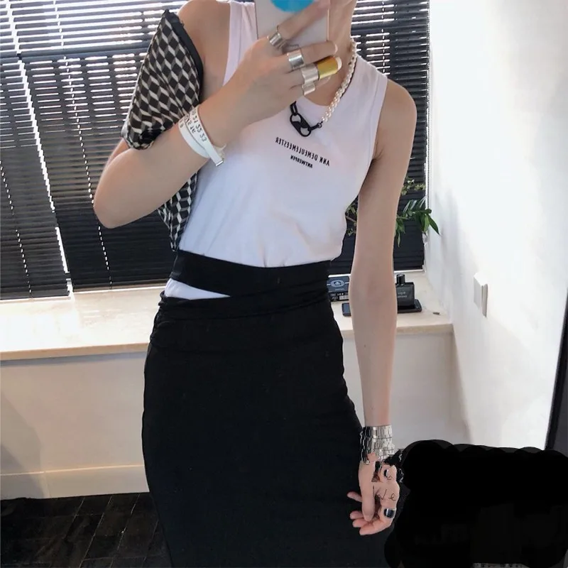 2022 Korean New SUGA Same Pearl Letter Necklace Hip Hop Fashion Accessories for Men and Women Jewelry Couple Gift