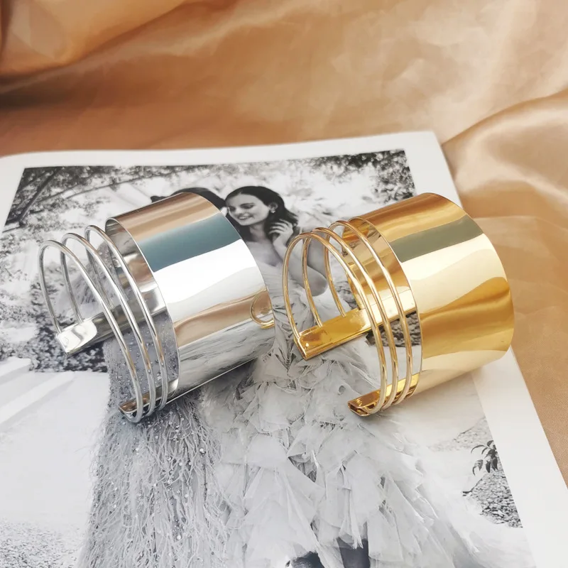 LW  Arrival Punk Style Gold Color Alloy Cuff Bracelets For Women Vintage Geometric Metal Bangles For Women Dorado Bangle Jewelry