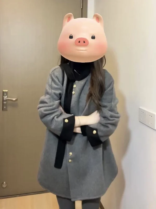 

ay Woolen Coat Hepburn Elegance Knot Collar Spring High-End ort Outerwear for Women French Sle Stand Fit