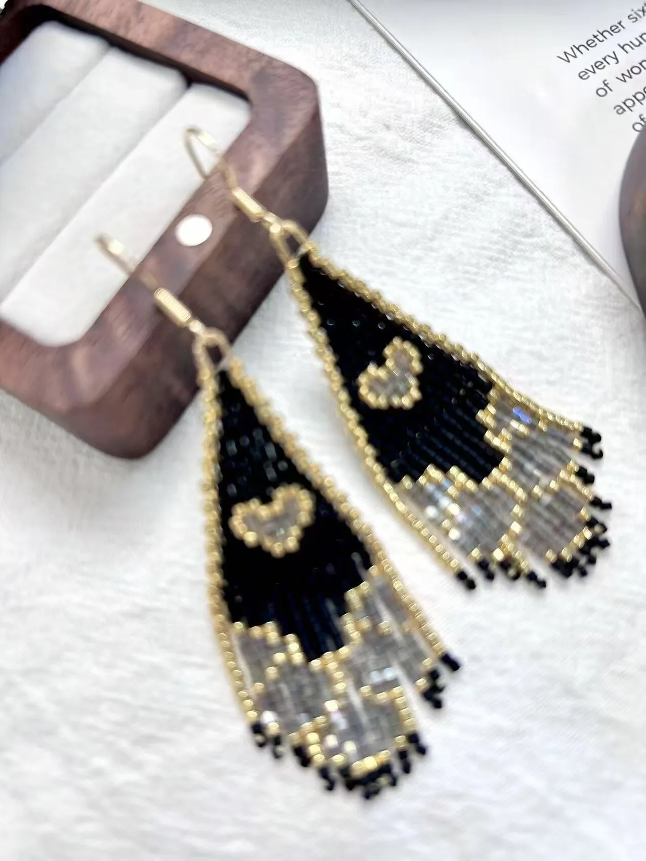 

ZGMXR Rice bead earrings Tassel Heart Pattern Hand weaving Alloy Woman Bohemia Simple Fashion Beaded earrings