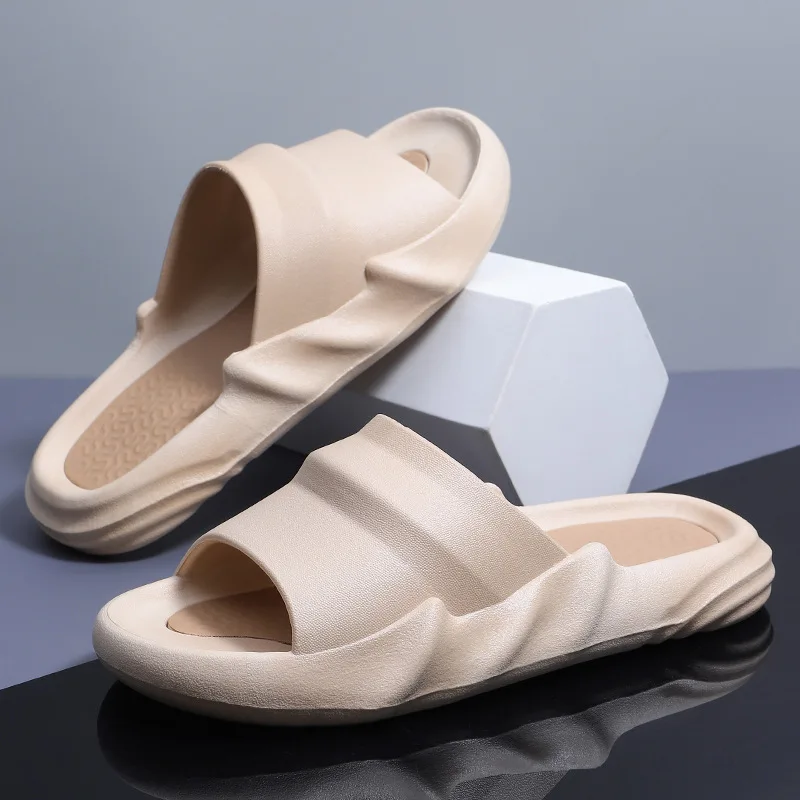 

Summer Men Slippers Platform Slip on Soft Sandals Home Mute Slippers Outdoor Walk Beach Holiday Casual Sandals for Men Sandalias