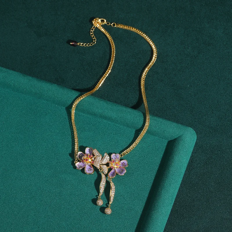 خمر الأرجواني فراشة قلادة المينا زهرة الأوركيد حجر الراين قلادة اكسسوارات للنساء الفاخرة مصمم مجوهرات 2025 جديد